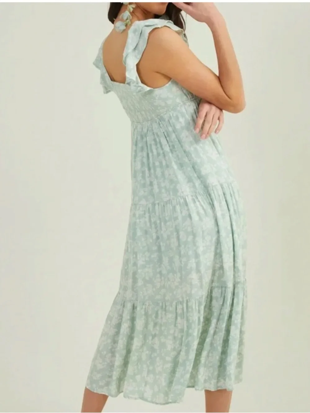 Altar’d State Mila Floral Tiered Maxi Dress in light green Size M - Picture 9 of 9